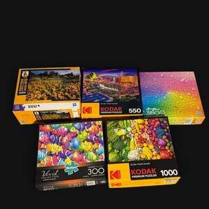 Assorted Jigsaw Puzzles Lot Kodak Buffalo Big Ben 300 to 1000 Pieces